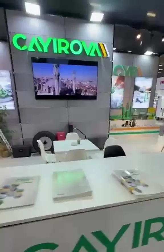 Çayırova fuar standında ürün sergisi ve karşılama tezgâhı
